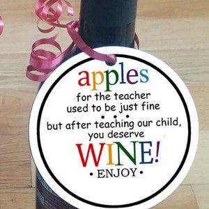 Etiqueta de regalo de vino para regalo de profesor / ¡Te mereces vino!