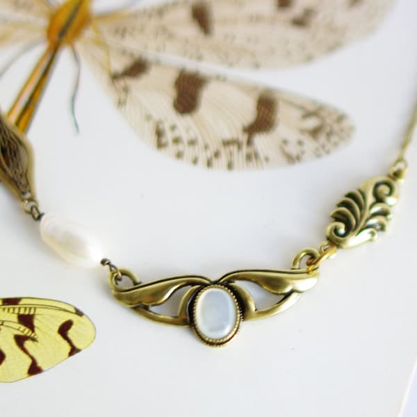 collier plastron art déco bucolique romantique bronze nacre perle