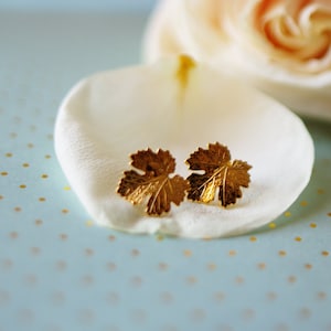 boho mini vine leaf gold stud earrings