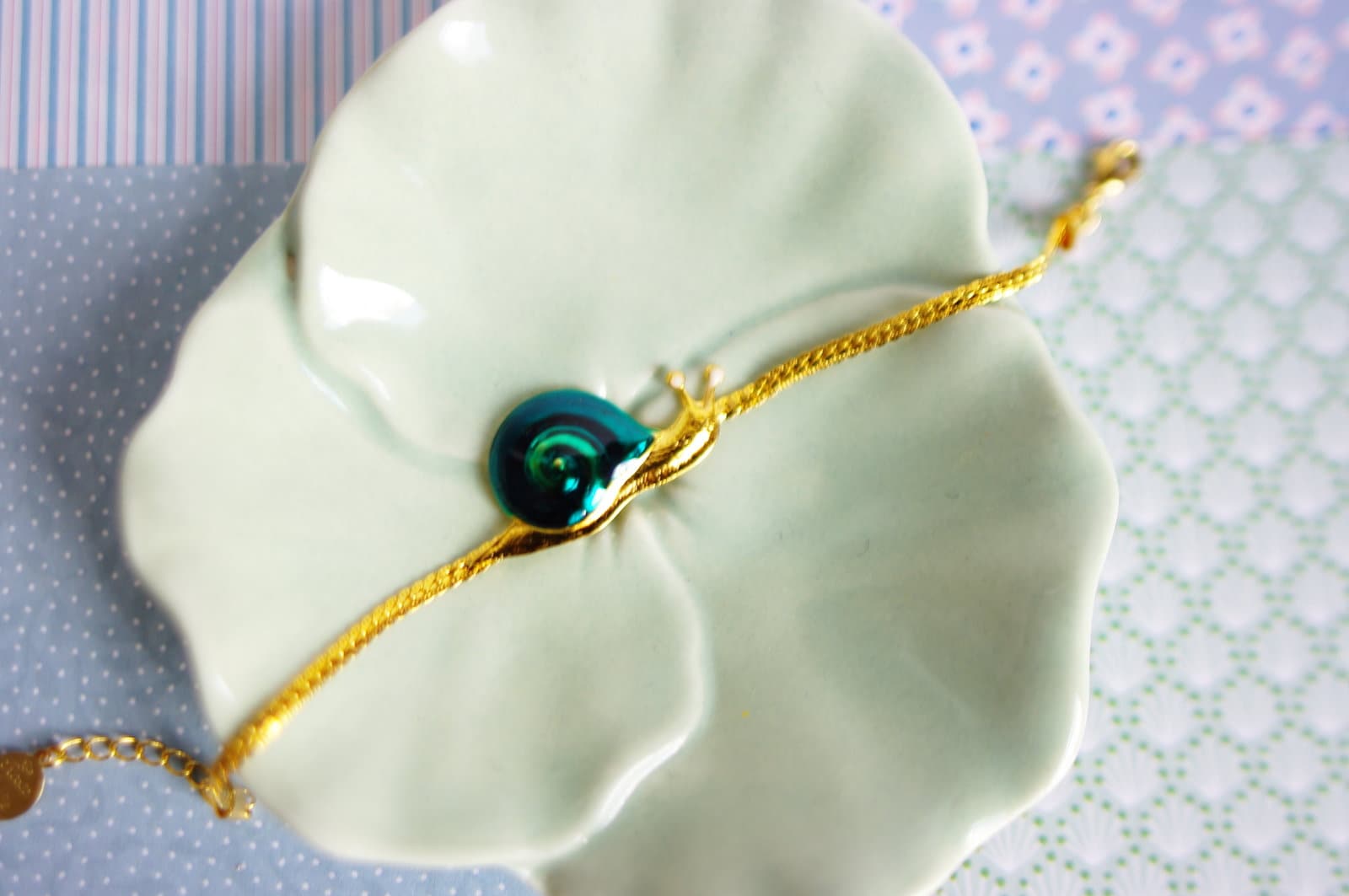Bracelet Artisanal Ancien Style Escargot - Occasion Unique