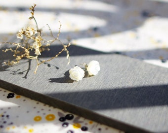 Geschnitzte Perlmutt-Blumenohrringe, silberner Perlmutt-romantischer Boho-Hochzeitsschmuck