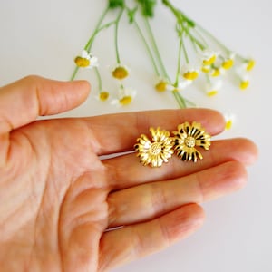 boucles d'oreilles bohème tournesols or puces image 3