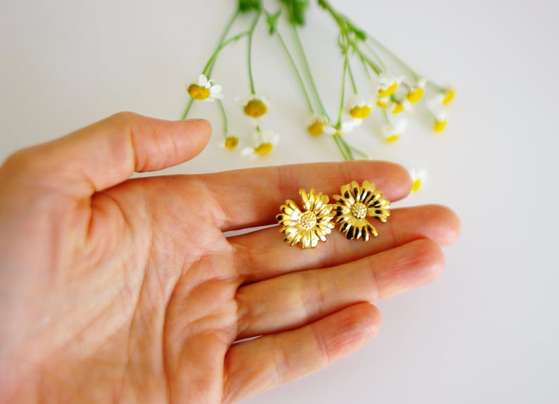 boucles d'oreilles bohème tournesols or puces image 3