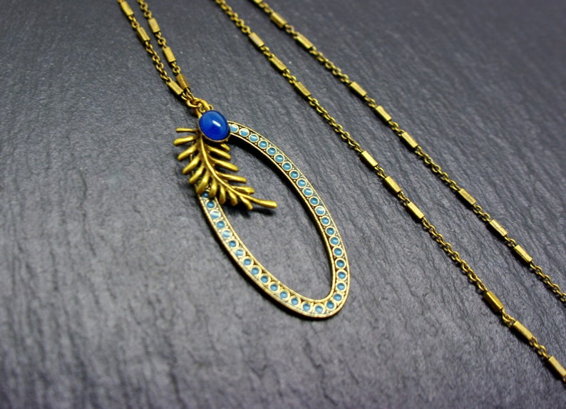 vintage semi precious stone blue agate Necklace pendant art deco oval enamel jewelry