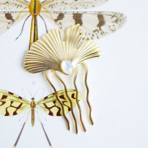 gold ginkgo leaf hair comb art deco wedding set with mother-of-pearl semi-precious stone
