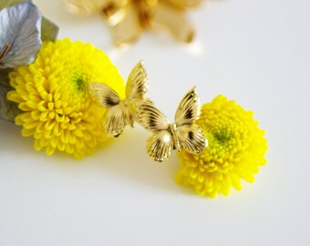 pin's papillon style bohème bijoux de col