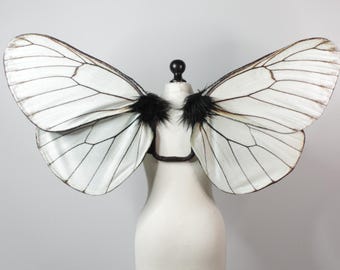 white Baumweißling Butterfly Fairy Wings - realistic Fantasy Costume Accessory for Adults - Size M Medium
