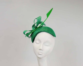 Emerald Green Fascinator: Sinamay Feather Bandeau, Derby Hat