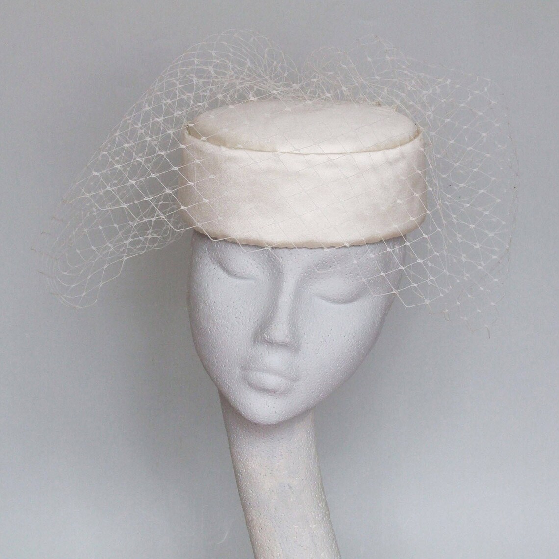 Ivory Birdcage Veil Bridal Pillbox Fascinator Bridal Hat Etsy