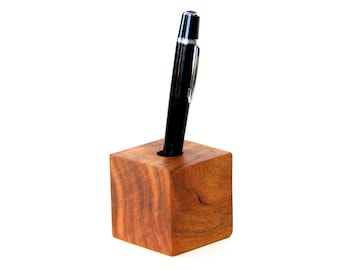 Simple Cherry Pen Holder / Wood Pen Display / Cherry Wood Stylus Holder / Modern Fountain Pen Stand / Wood Desk Organizer / Pencil Holder
