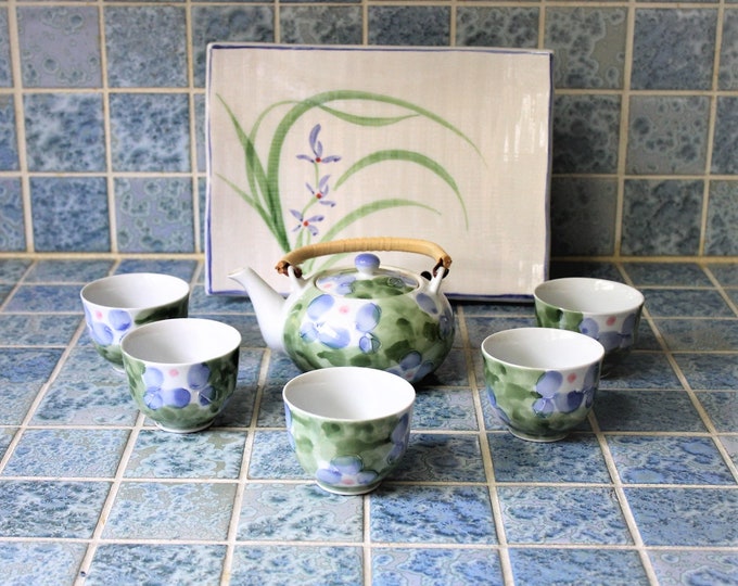 Vintage Japanese Tea/ Saki Set; Asian Teapot And Cups; Teapot and Cups; OMC Japanese Teapot With Bamboo Handle and 5 Matching Cups