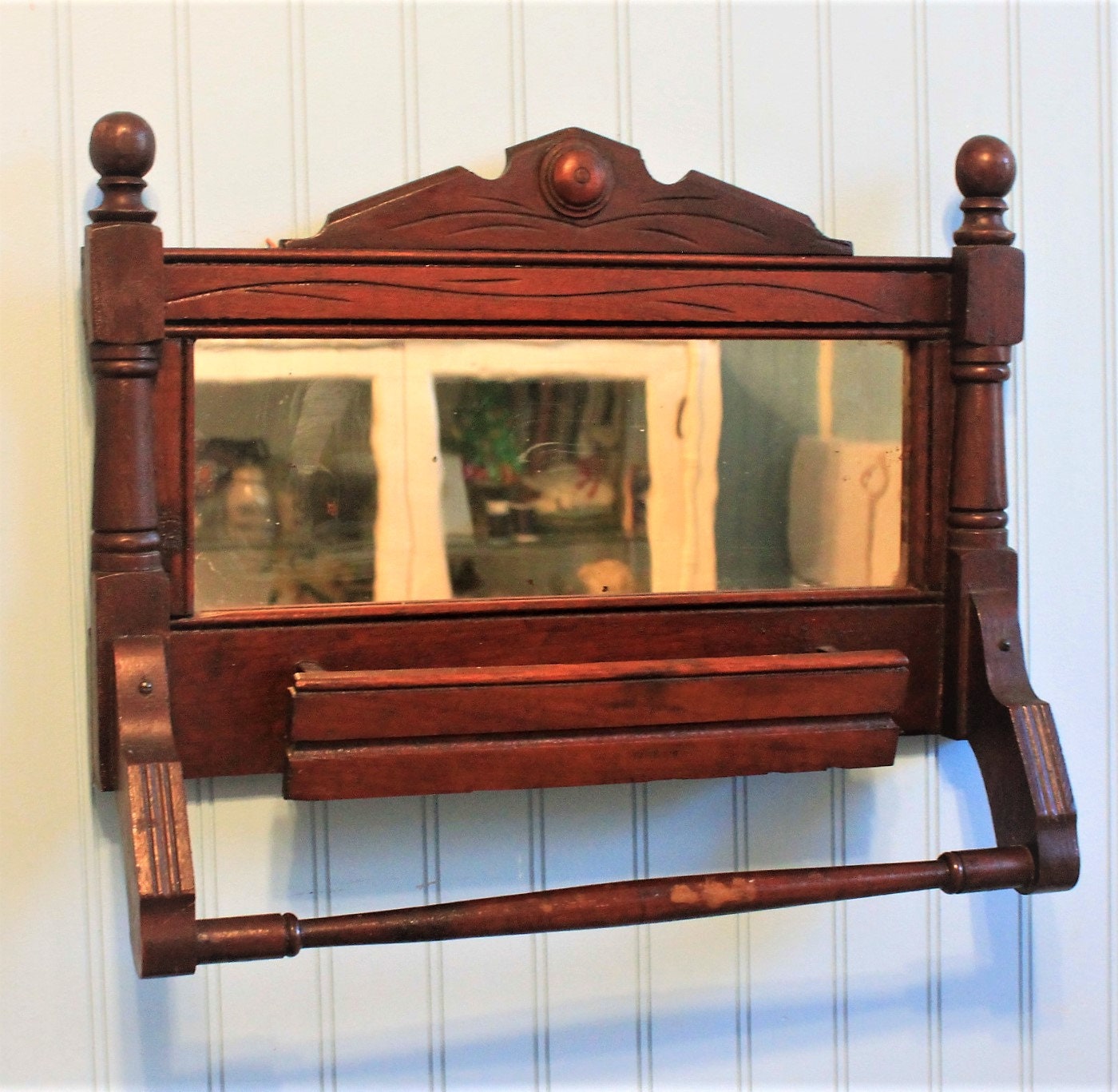 Antique Oak Wood Parlor Shaving Mirror Wall Hanging W/ Comb Tray