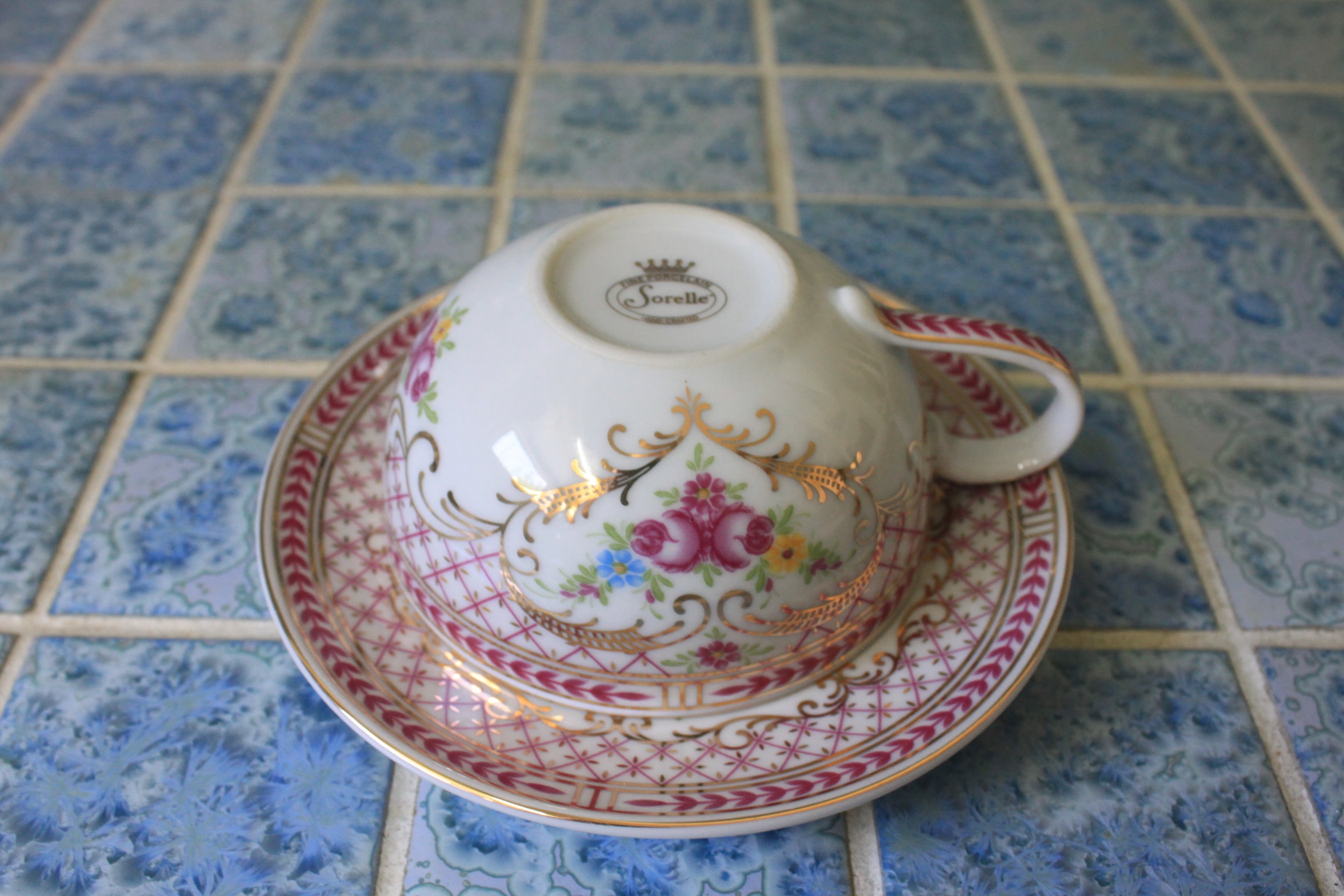 Sorelle Fine Porcelain China Teapot with matching cup and saucer Set
