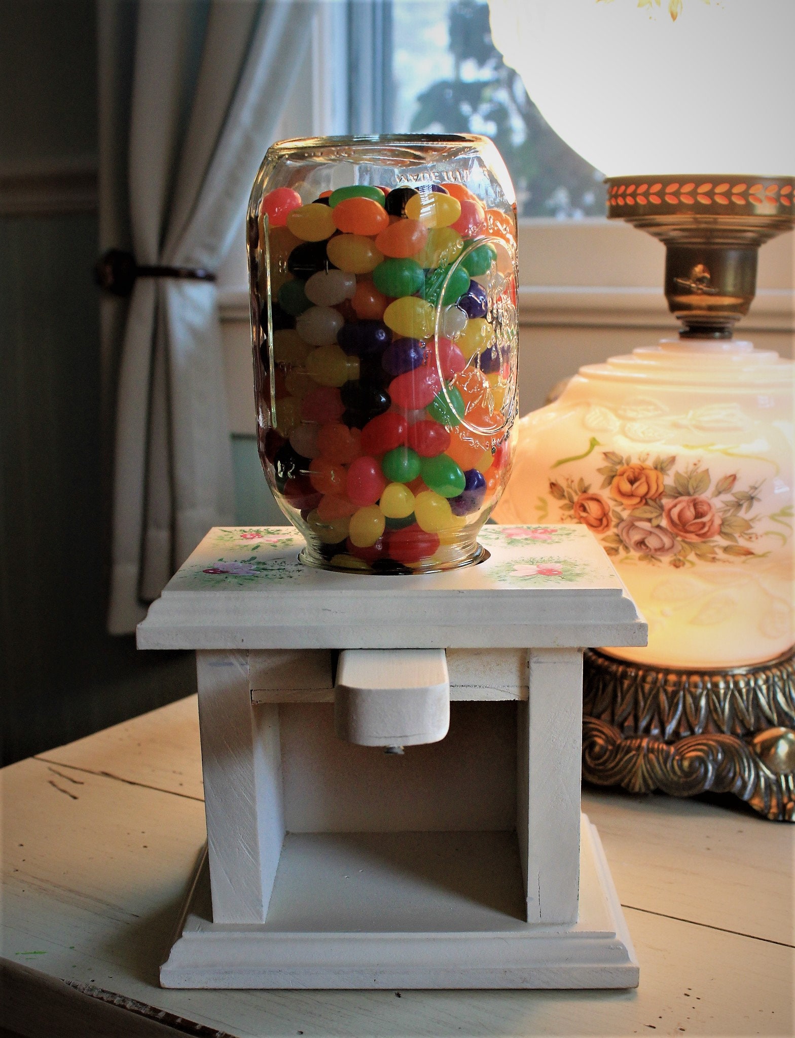 Decorative Candy/Nut dish/dispenser