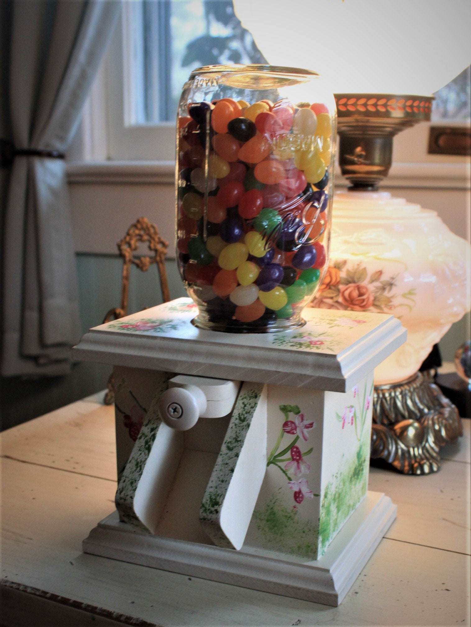 Decorative Candy/Nut dish/dispenser