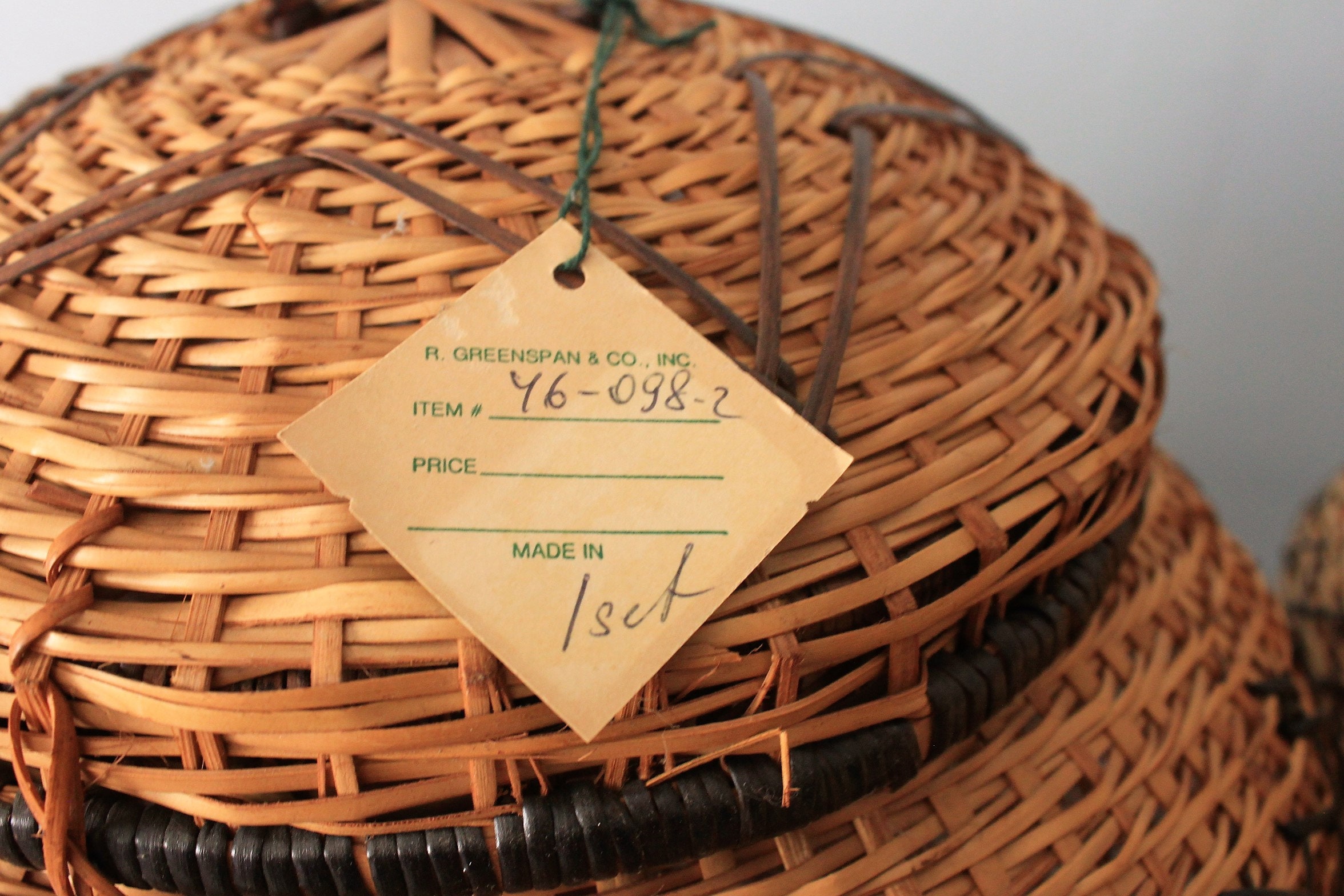 baskets, handmade baskets, large baskets, collectable baskets,