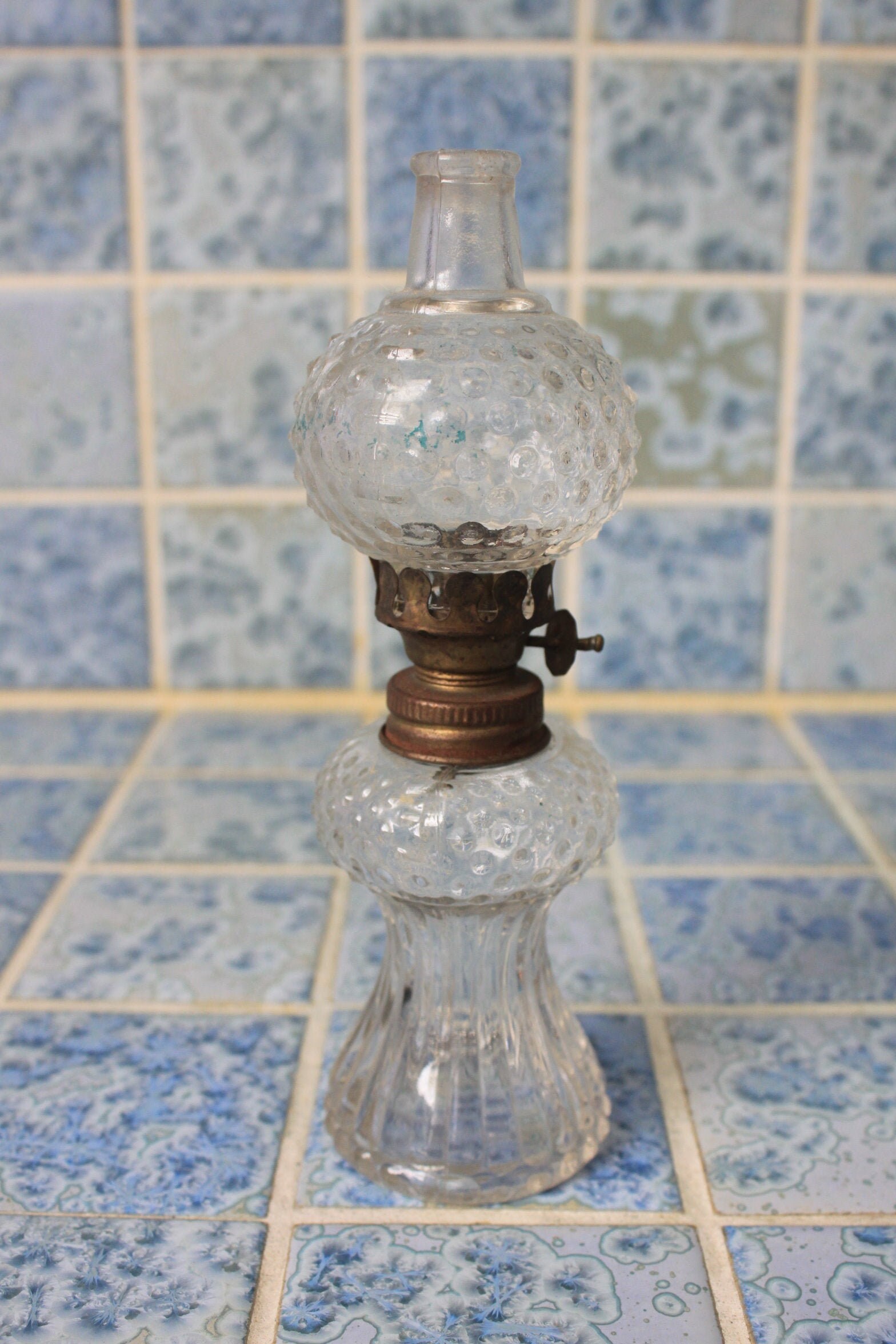 Lovely Vintage Small Oil Lamp Clear Hobnail/Hobnob Bubble Kerosene
