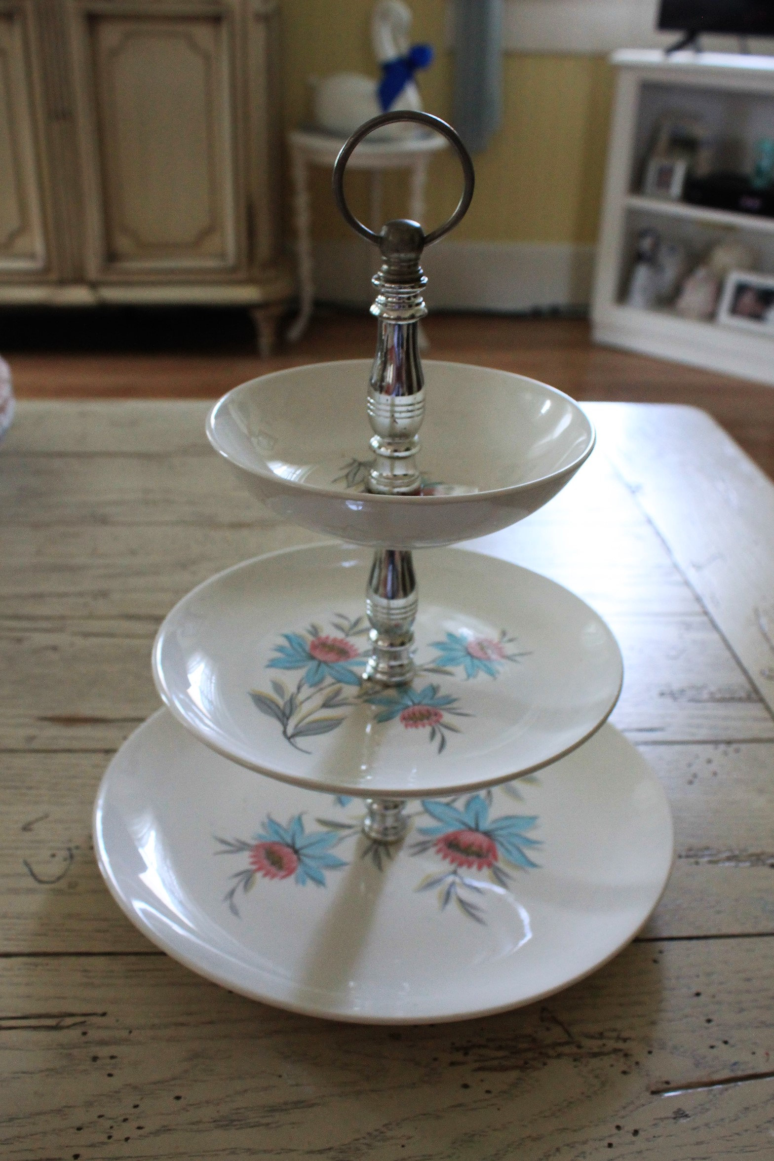 Steubenville 3 tier candy/relish dish