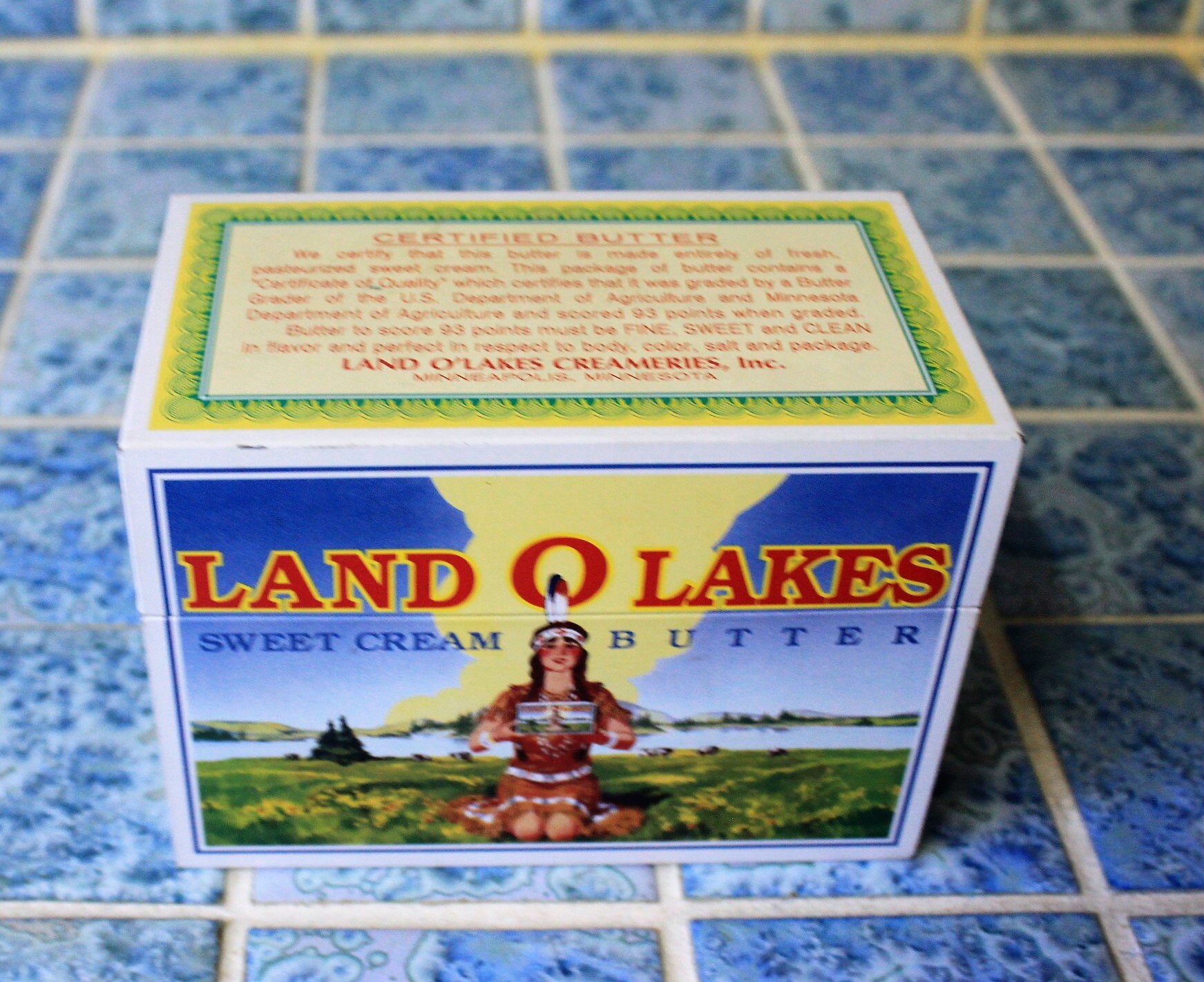 Land O Lakes Butter Recipe Box with Recipes 5 x 3 x 3.5 Tin Vintage Advert