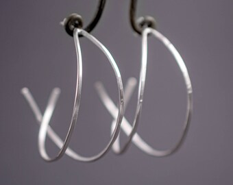 Delicate Sterling Silver Hammered Hoop Earrings - Contemporary Oxidized Jewelry for Modern Style