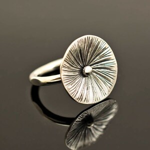Handmade Sterling Silver Statement Ring: Artistic Round Jewelry
