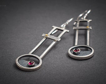 Red Garnet Drop Earrings: Geometric Silver & 22k Gold Jewelry