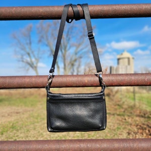 Leder Crossbody Geldbörse mit Gürtelschlaufe Clip auf kleine Handytasche mit Brieftasche Taschen, Reisen Unisex Hands Free Festival Konzert Taille Gürteltasche