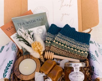 Personalized Hygge Tea Gift Box for Her, Self Care Set with Cozy Socks, Herbal Tea & Candle for Relaxation. Get well Soon, Thinking of You.
