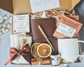 Coffret cadeau soins personnels Hygge, thé, journal et ensemble de réconfort