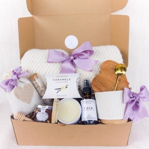 Hygge Gift Set: Cozy Blanket, Tea & Candle - Self Care Package