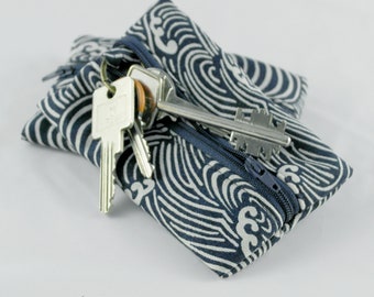 Zipped key holder, hand made with japanese traditional fabric with waves