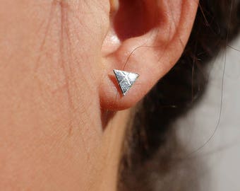 Triangolo di orecchini chip in argento 925 - orecchini in pelle gioielli in argento - minimalista - geometrico - orecchio unghie chip
