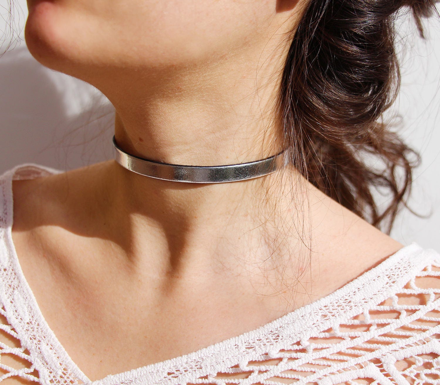 CETACEA LEATHER CHOKER NECKLACE GOLD – h'eres