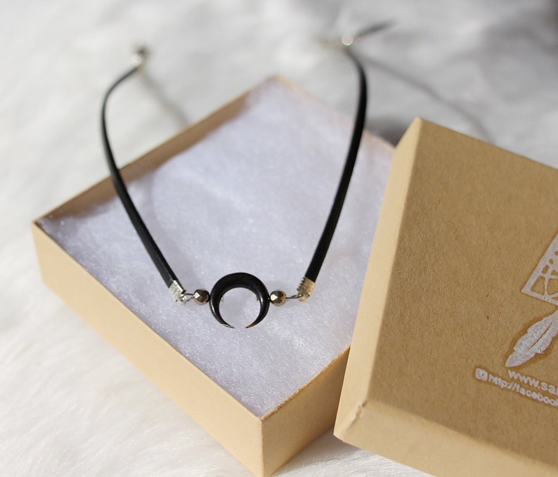 Double Black Horn Carved Choker - Crescent Moon Chockers - Chokers ...