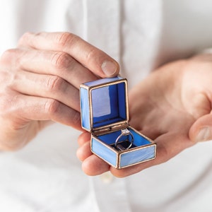 Valentijnsdag geschenkdoos voor ring Blauwe verlovingsringhouder vierkante doos voor verlovingsring doos voor perfecte huwelijksaanzoek Leosklo