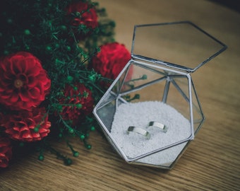 Wedding Ring Box Personalized Icosahedron Mini Ring Dish Christmas gift Valentine's Day Gift Engagement ring Wedding Rings Ring Bearer