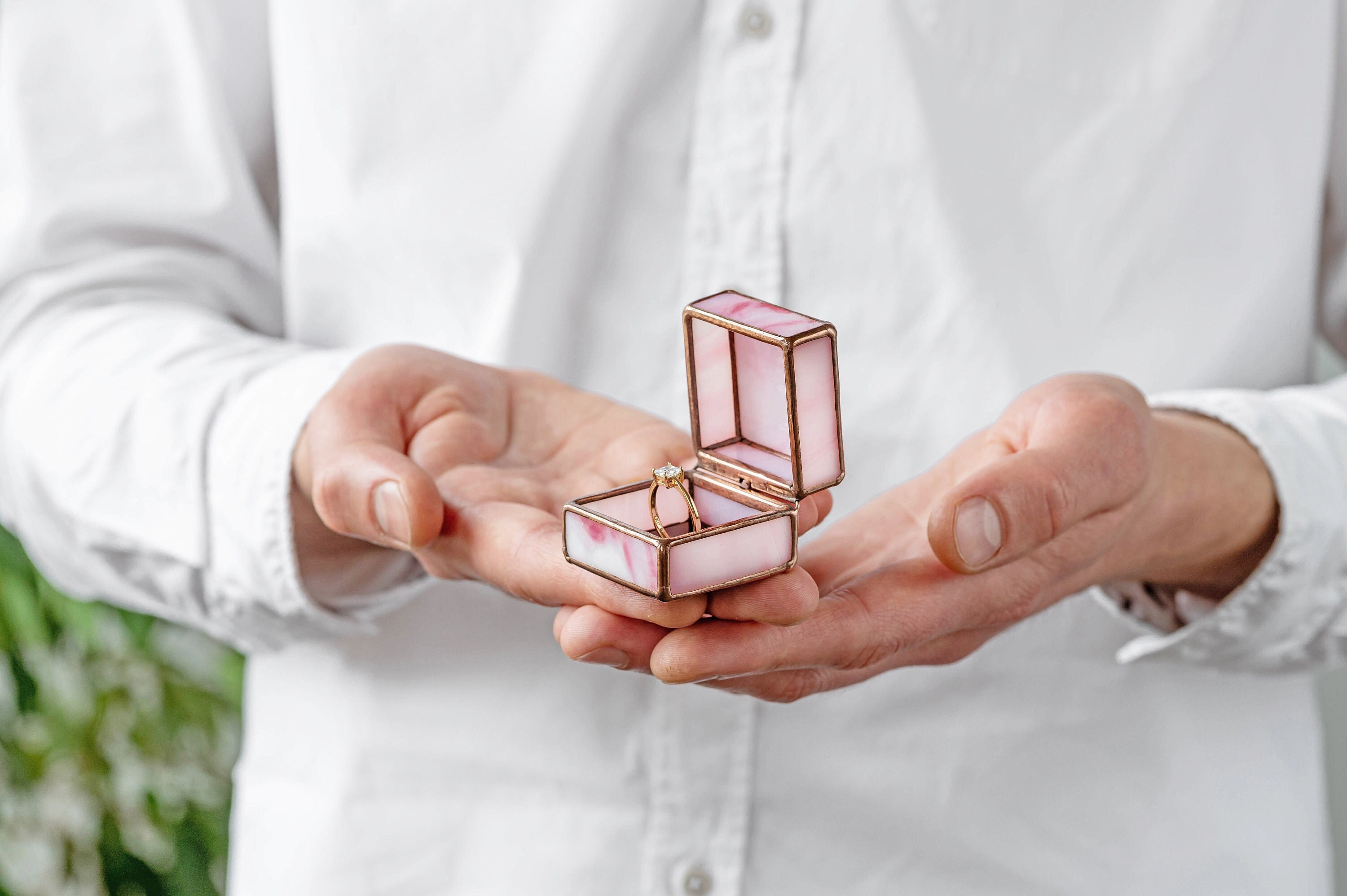 Caja de anillo rosa Caja de anillo de compromiso Caja de anillo de propuesta de plata plato de anillo de boda Soporte de anillo de propuesta Soporte de anillo de compromiso rosa Caja de anillo rosa