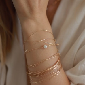 Rundes Süßwasserperlenarmband, goldgefüllt · Geschenk für Sie · Riviera-Kollektion