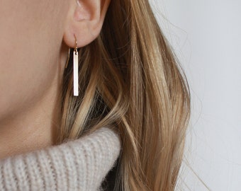 Boucles d'oreilles barre, gold-filled et argent sterling · Cadeau pour elle