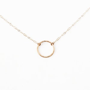 Dainty Circle Necklace, 14k Gold Filled Silver · Minimalist Necklace · Woman Gift
