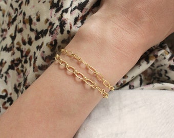 Oval rectangle chain bracelet · Thin and minimalist bracelet · Gift for her
