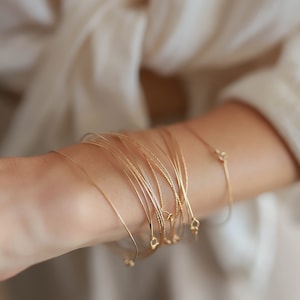 Semainier bracelets joncs, gold-filled Cadeau pour elle Collection Monoe image 6