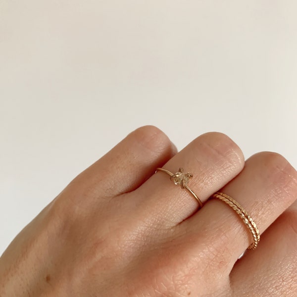 Mini-Quarzring, vergoldet und aus Sterlingsilber · Boho-Verlobungsring · Stapelring · Geschenk für sie