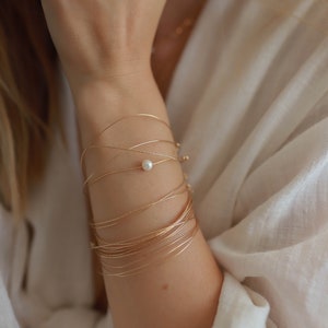 Semainier bracelets joncs, gold-filled Cadeau pour elle Collection Monoe image 3