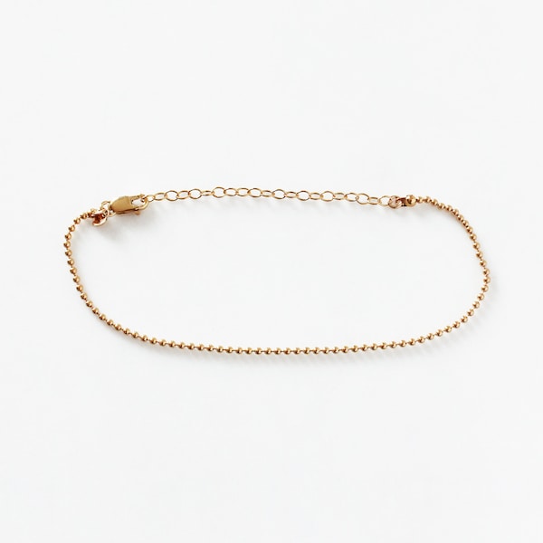 Bracelet chaîne billes, gold-filled · Bracelet de tous les jours · Cadeau pour elle