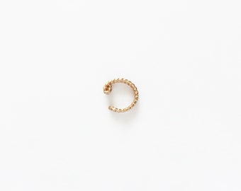 Twisted ear cuff, gold-filled · Ear ring · Riviera collection