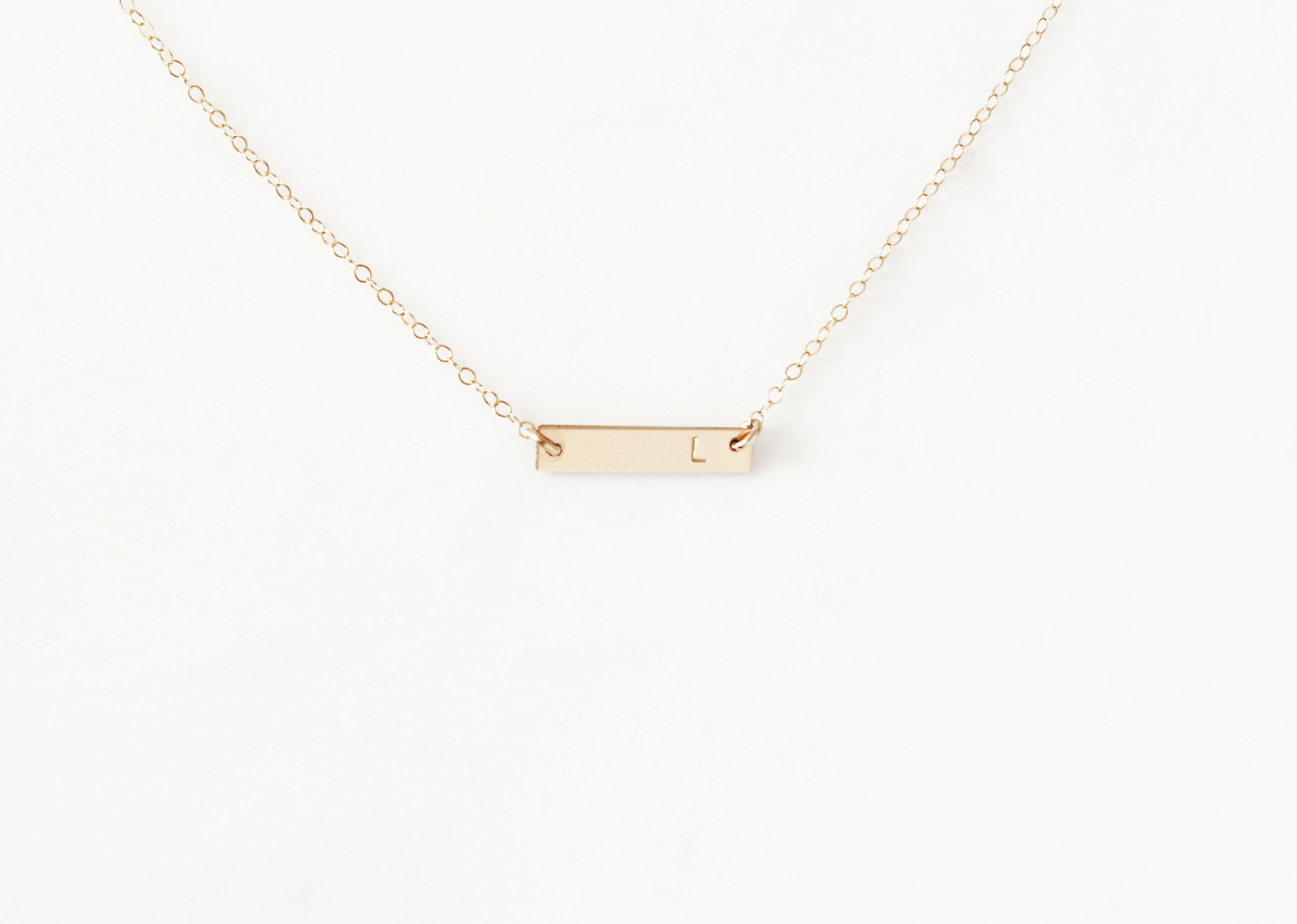 Gold bar nameplate best sale necklace