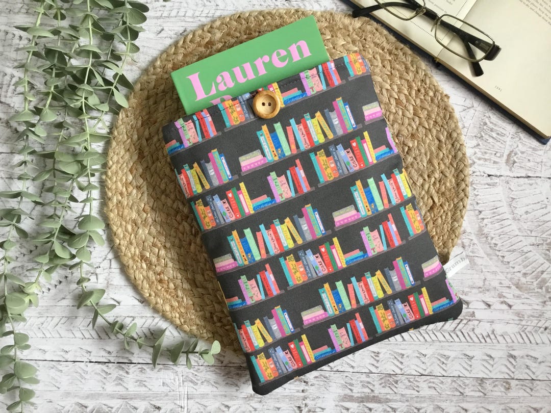 Book Shelf Book Sleeve : Book Sleeve With Books On, Book Spines Book ...