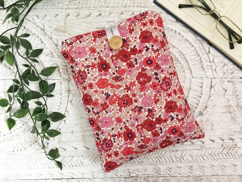 Book Sleeve, LIBERTY Wildflowers fabric Book Sleeve, Daisy Book Sleeve, Autumn Floral Blossoms Book Pouch or Book Cosy image 4