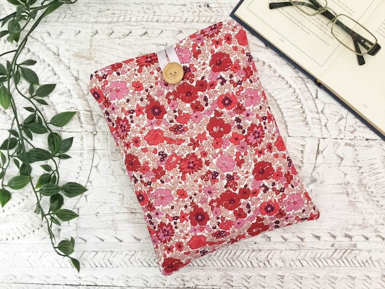 Book Sleeve, LIBERTY Wildflowers fabric Book Sleeve, Daisy Book Sleeve, Autumn Floral Blossoms Book Pouch or Book Cosy image 1